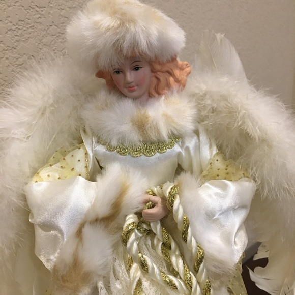 NORTHLIGHT 16" ANGEL TREE TOPPER - Picture 6 of 7